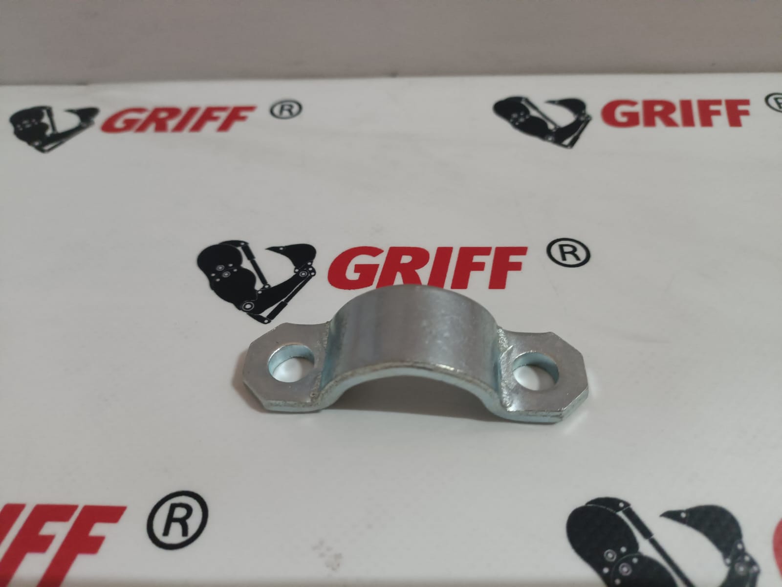 116/00525 скоба